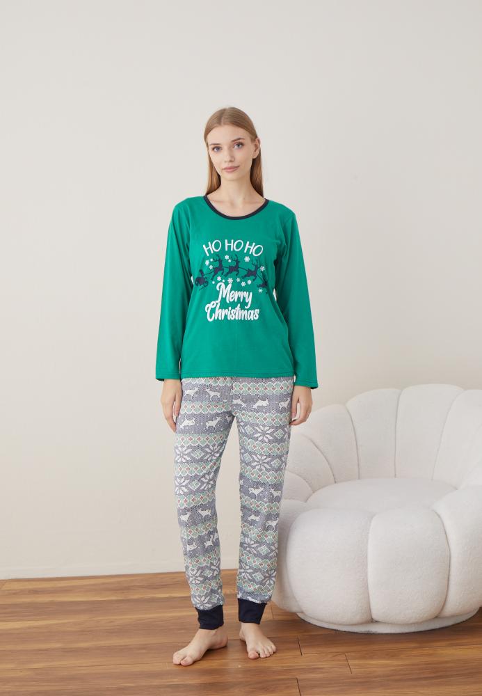 Pijama Dama Craciun " HO HO HO" ,maneca lunga ,pantaloni lungi,Engros